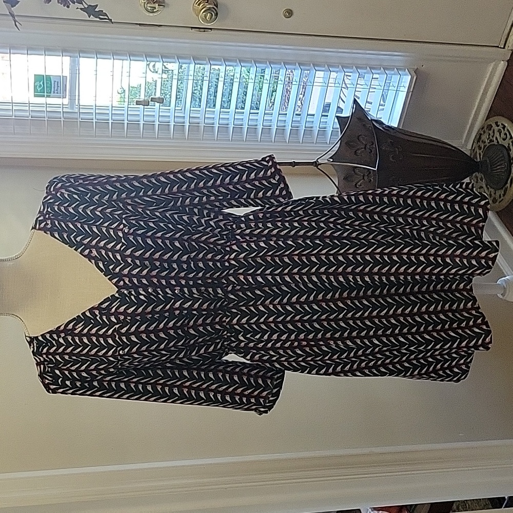 Umgee black white pink bird print dress 3/4 slv Vneck 2 pockets stretch waist M
